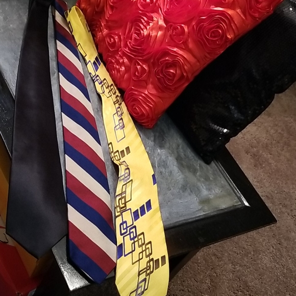 various Other - Lot of 3 ties